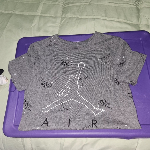 Boys Jordan tshirts - Picture 11 of 11